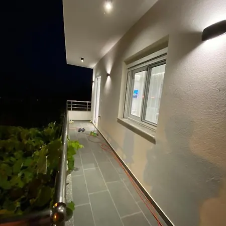 Seana Apartment *